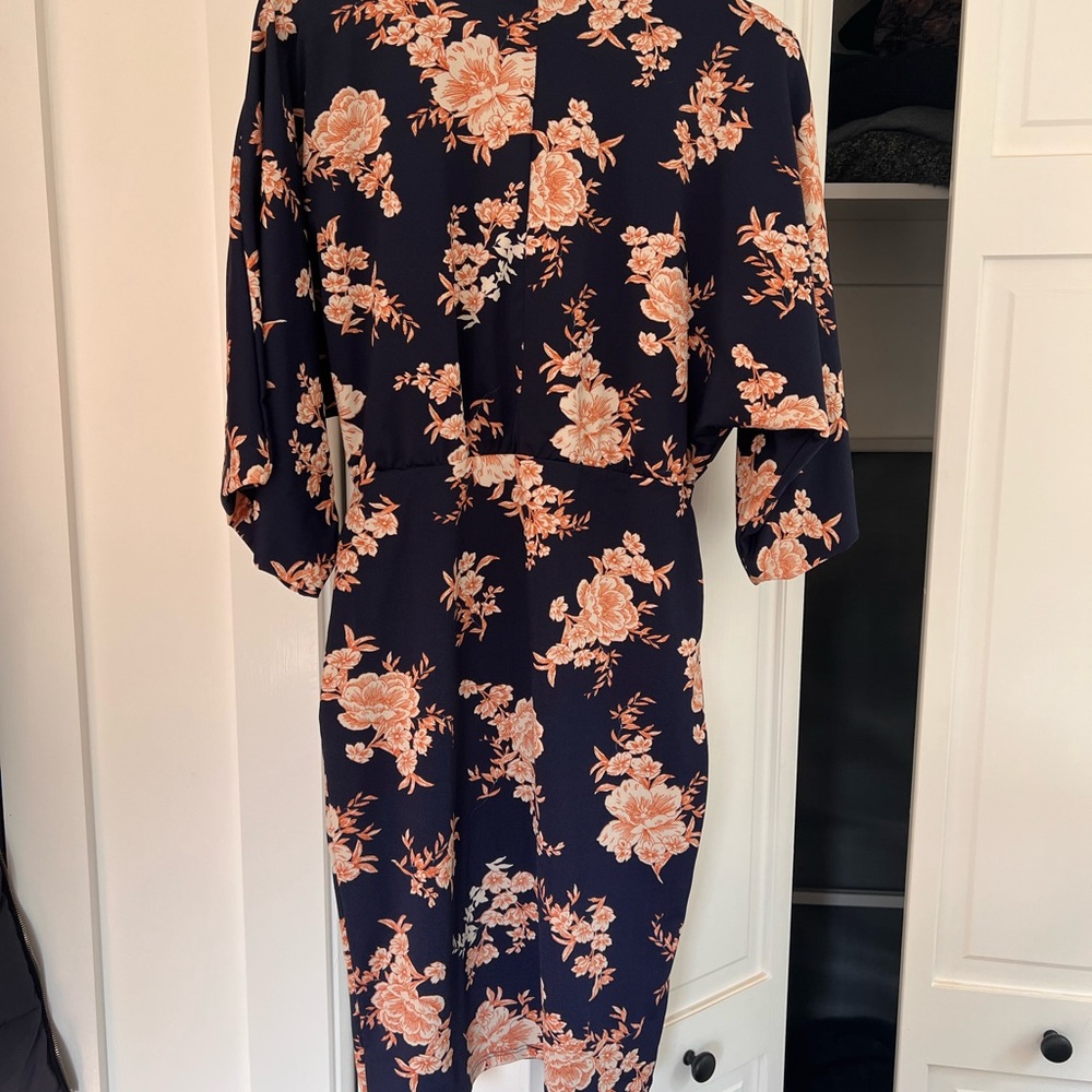 Asos fitted v neck dress, fitted bottom, flowy sleeves, slip on elastic waist